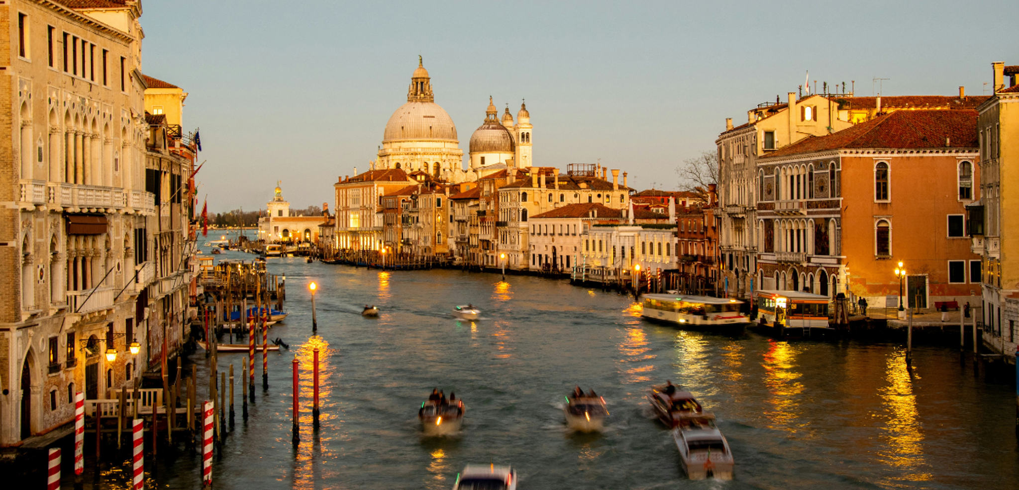 La nuit qui tombe sur Venise
