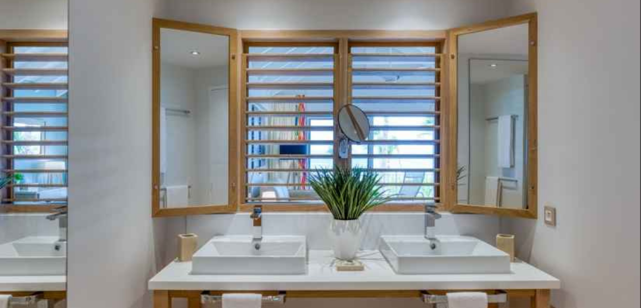 Avec salle de bain tout équipée