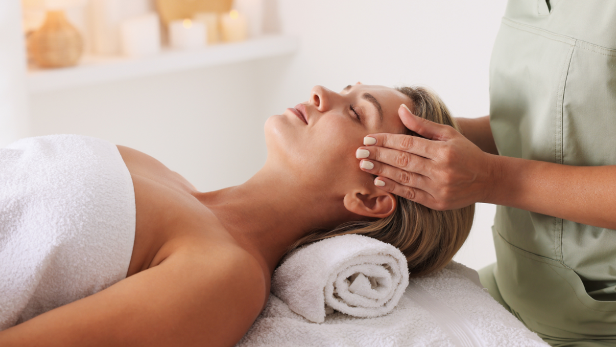 Une détente absolue grâce aux massages visage (jour 5) et demi-corps (jour 4)