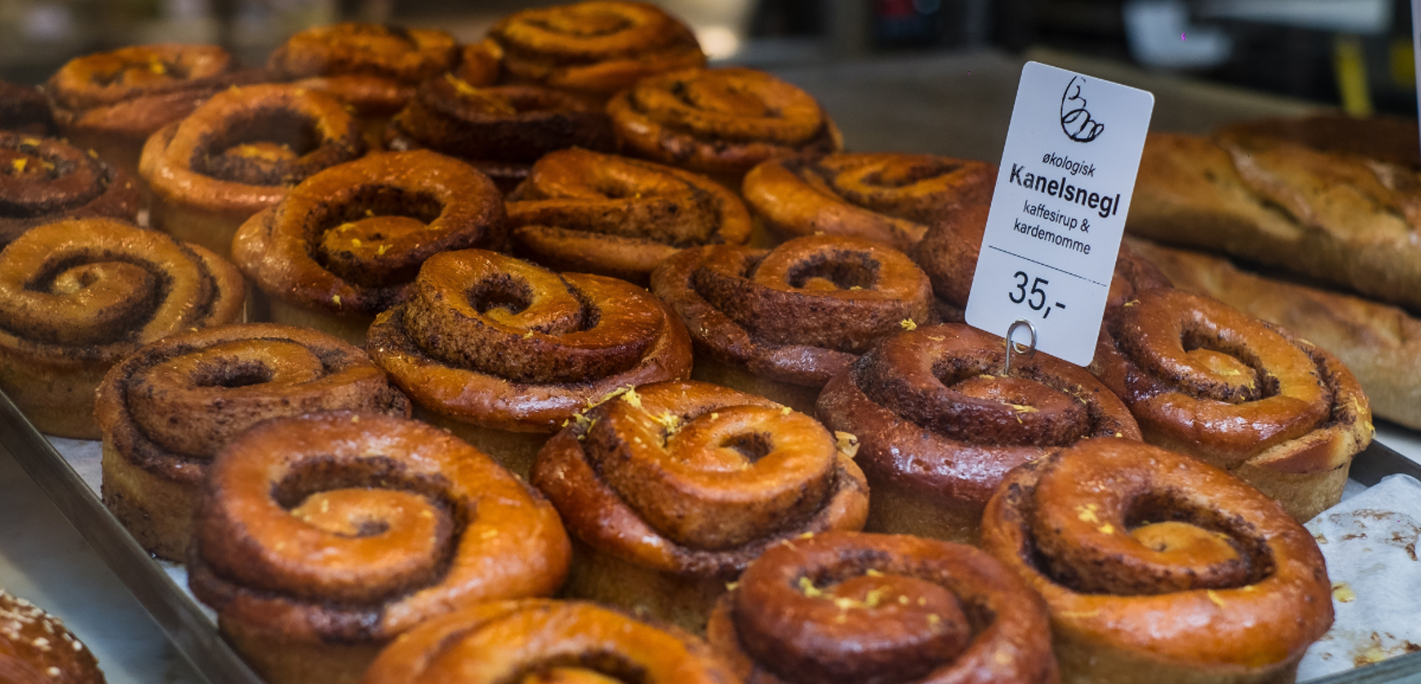 Une pause gourmande pour goûter aux rouleaux de cannelle danois