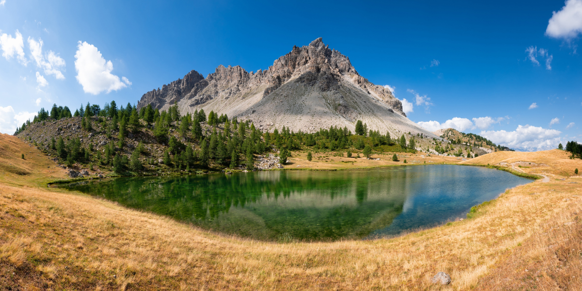 Entre lacs et mélèzes 