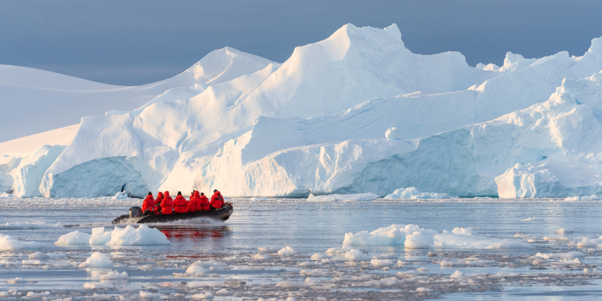 Et d'explorer le continent glacé ! 