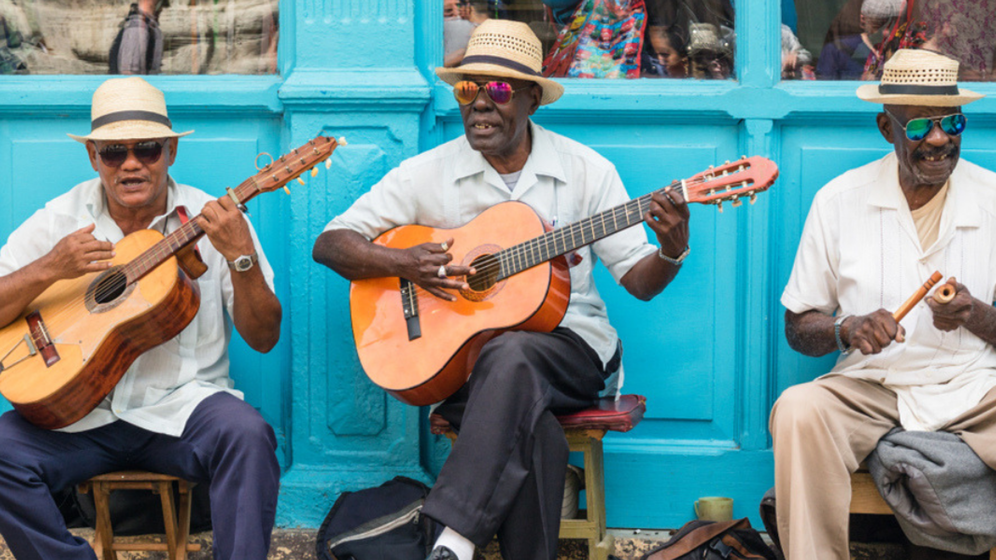 Imprégnez-vous de l'ambiance si particulière de cette ville
