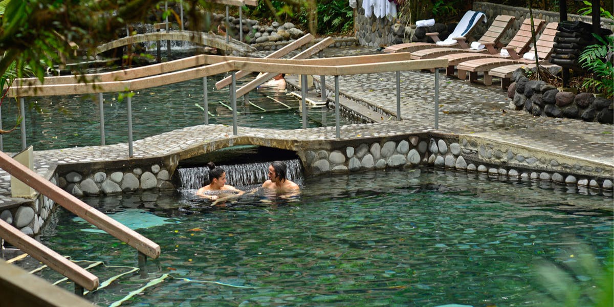 Eaux thermales de Rio Negro