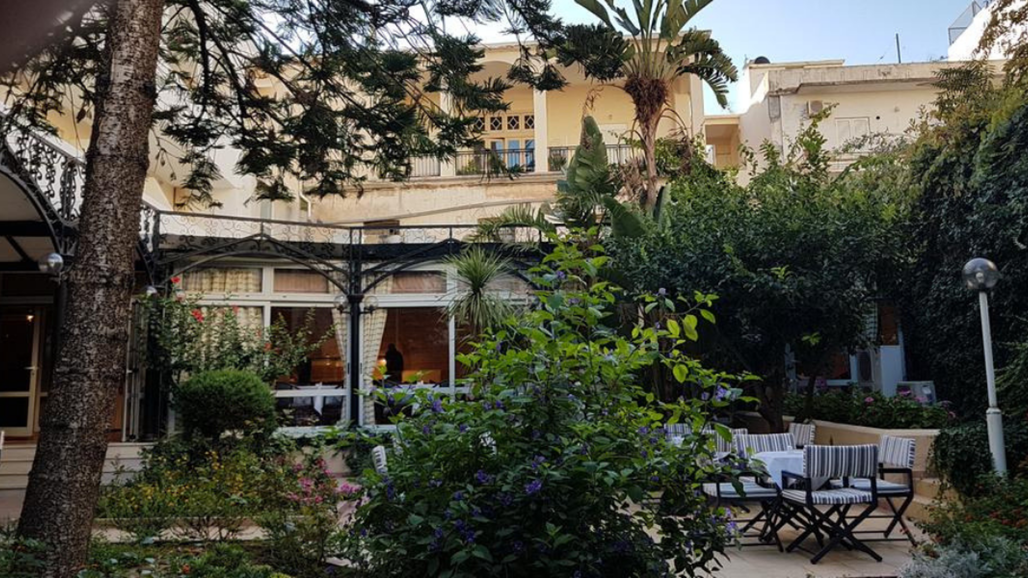 Achillion Palace Hotel (sous réserve de disponibilité)