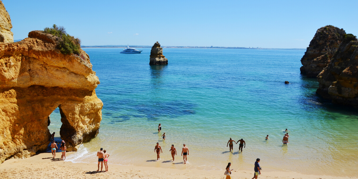 Profitez des nombreuses plages pour une baignade