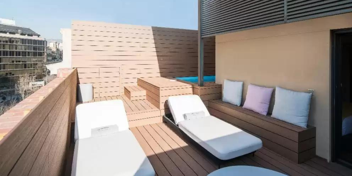 Ou un bain de soleil au solarium ! 