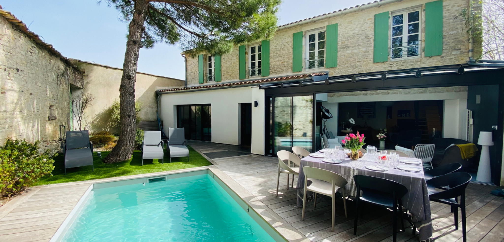 Bienvenue dans votre villa avec piscine !
