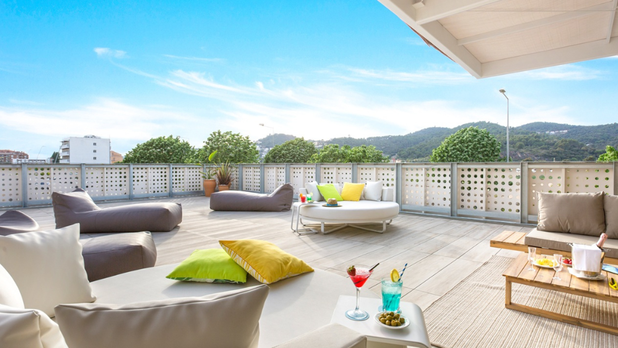 La vue depuis le roof top de votre hôtel