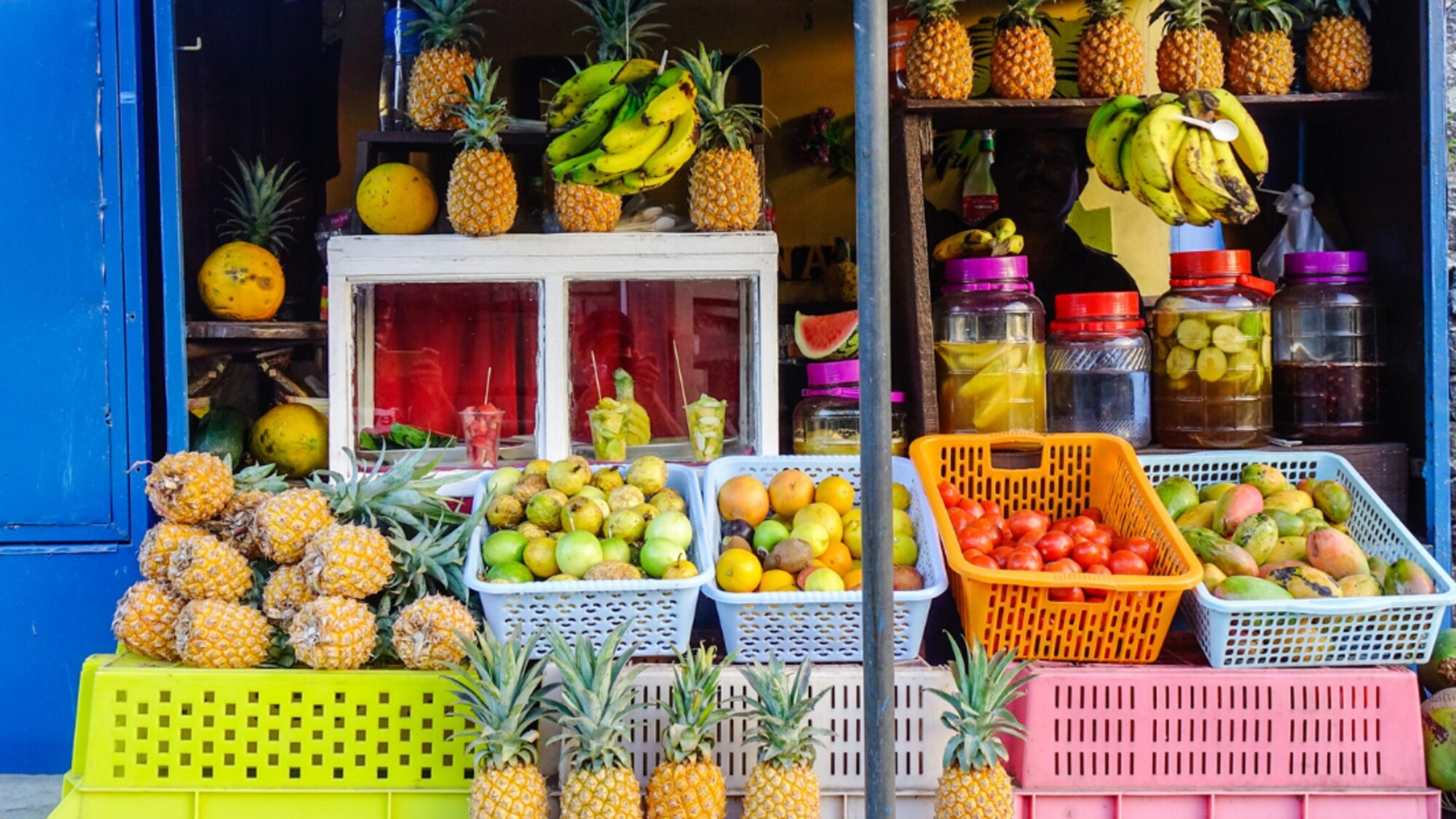 Le Grand Bazar bouillonnant et coloré