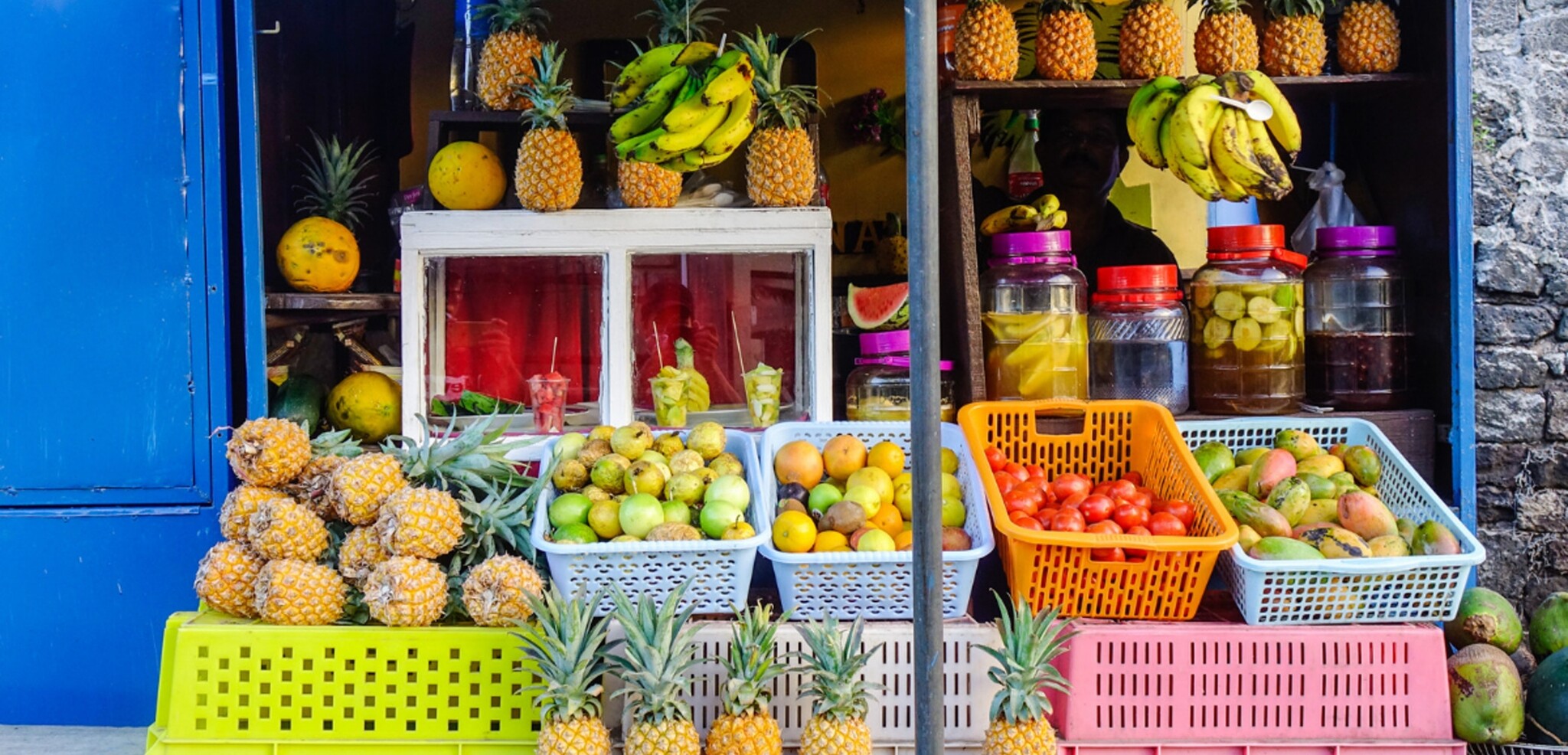 Le Grand Bazar bouillonnant et coloré