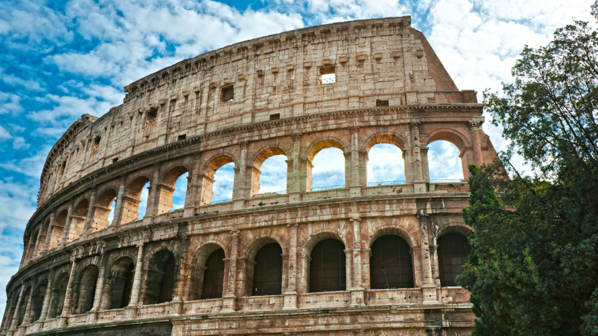 En route vers le Colisée, un site incontournable lors d'un passage à Rome - jour 2