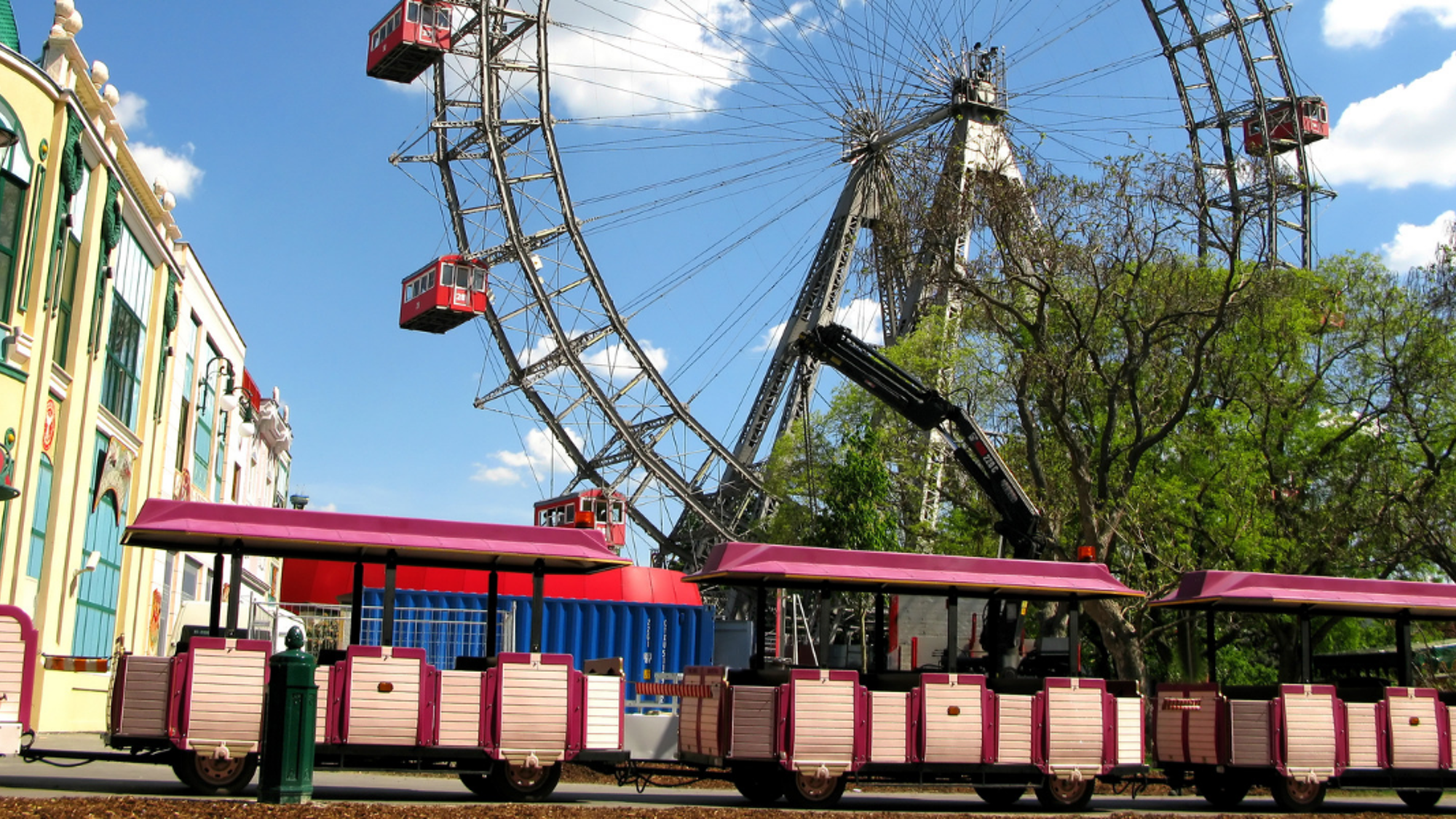 Entre deux visites faites un petit tour au Prater pour vous amuser !