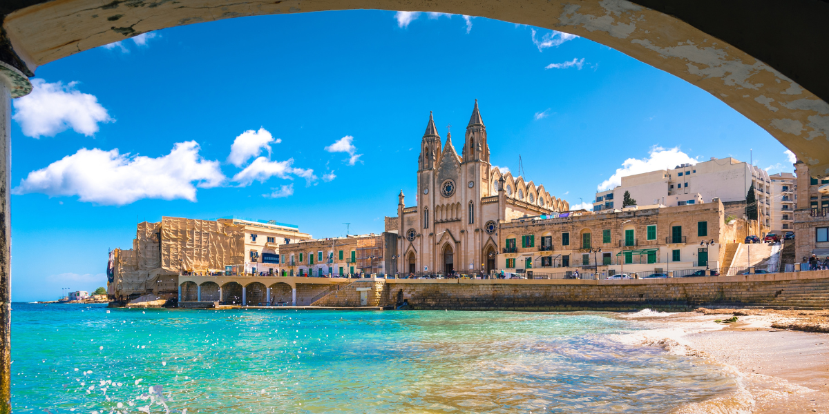 Posez vos valises à St Julian's 