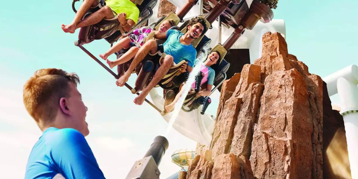 Ou au WaterWorld (en option), parc d'attraction aquatique