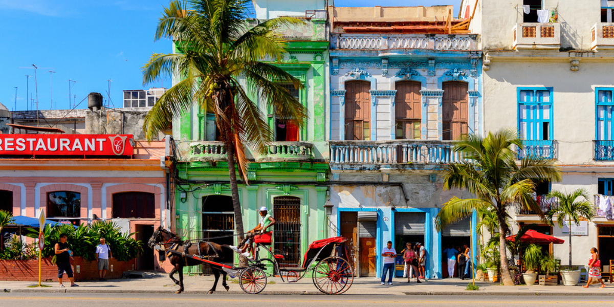 Pour découvrir la Havane et ses maisons colorées...