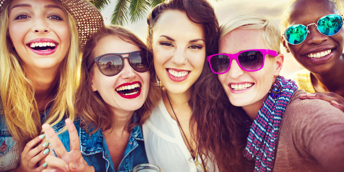 Amusez-vous, les filles !