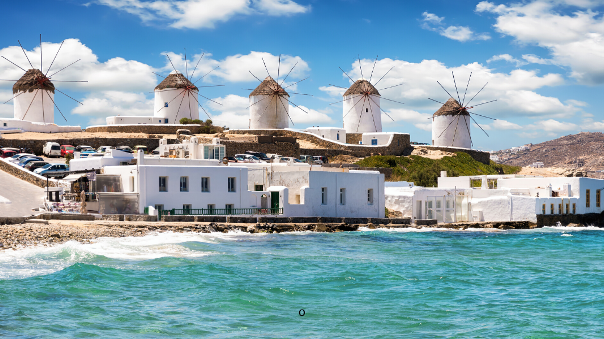 Découvrez ses paysages typiques et ses célèbres moulins à vent