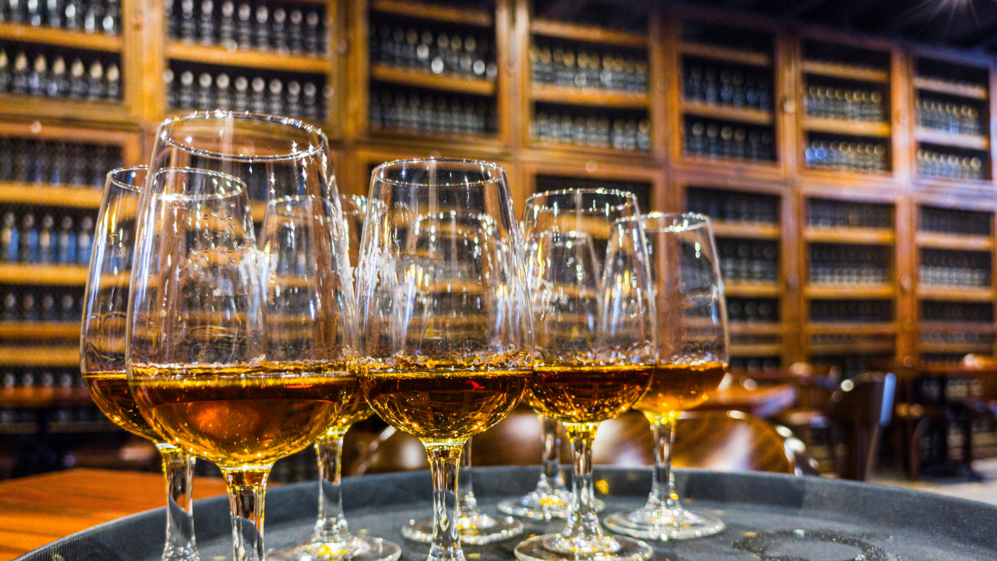 Dégustation de rhum, Porto da Cruz ©Shutterstock