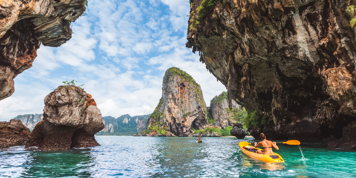 Explorez les environs en kayak (activité optionnelle, à réserver sur place)