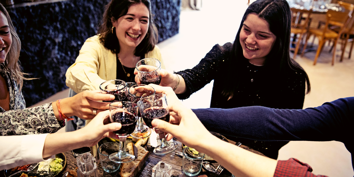 Pour un verre entre Copines : santé les filles !