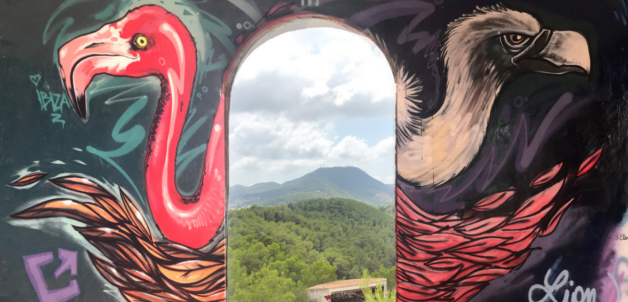 Avec ses réalisations d'artistes du monde entier !