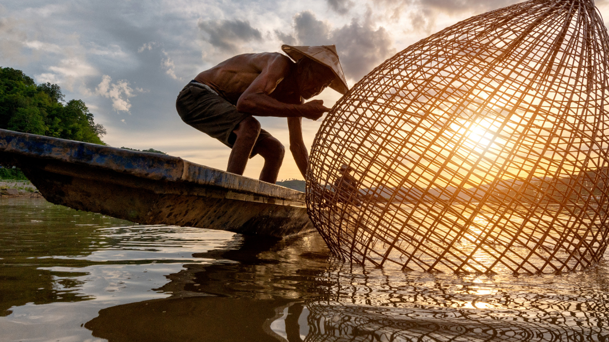 Et découvrez la vie quotidienne des paysans de l'île, heureux de partager un chaleureux moment avec vous ...