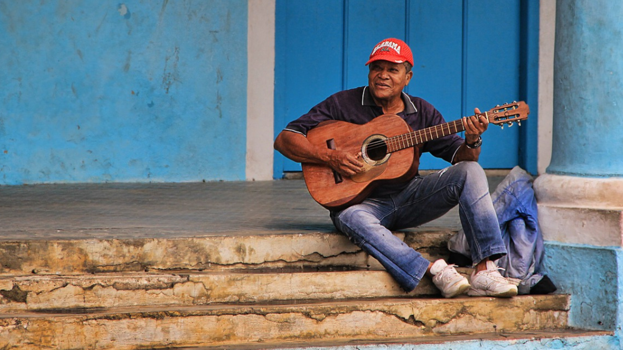 Imprégnez-vous de l'ambiance si particulière de cette ville