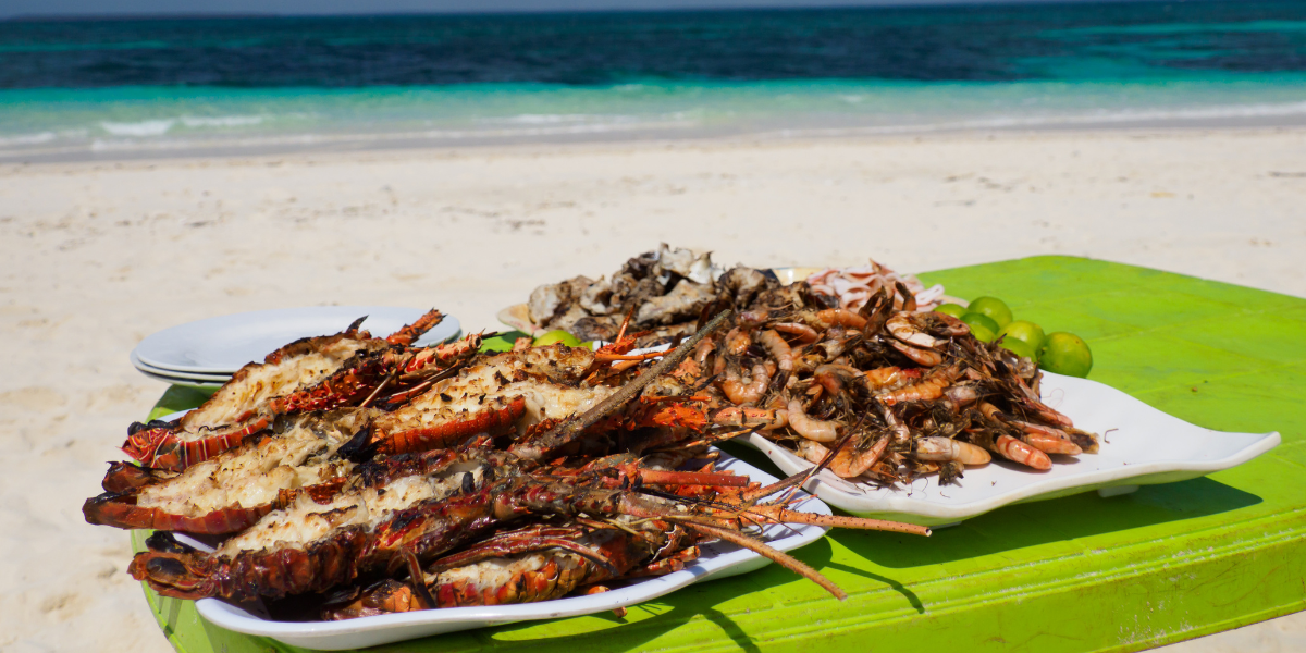 Et goûtez aux spécialités locales : un barbecue de fruits de mer 