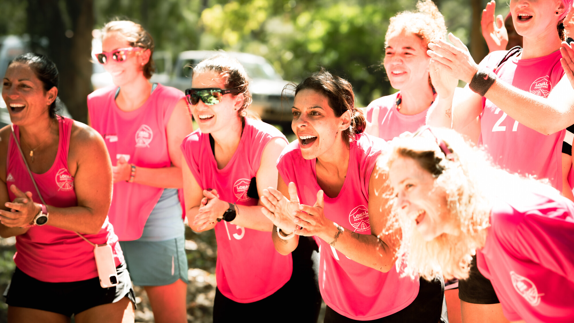 Sous les encouragements des autres participantes !