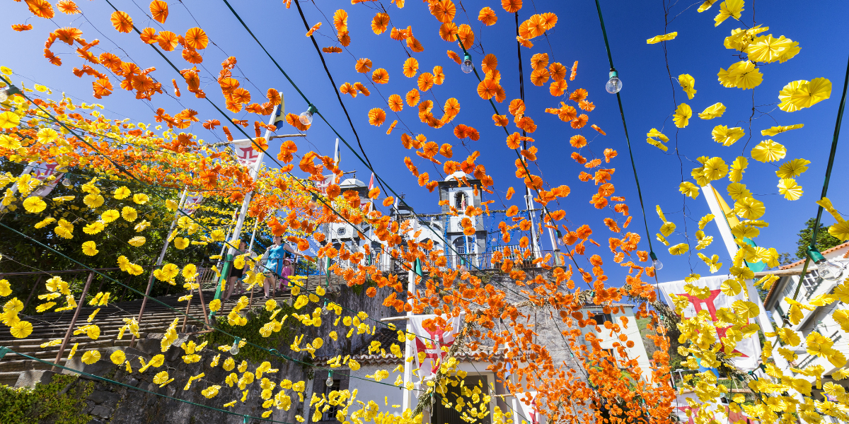 Funchal pendant la fête des fleurs ©Shutterstock