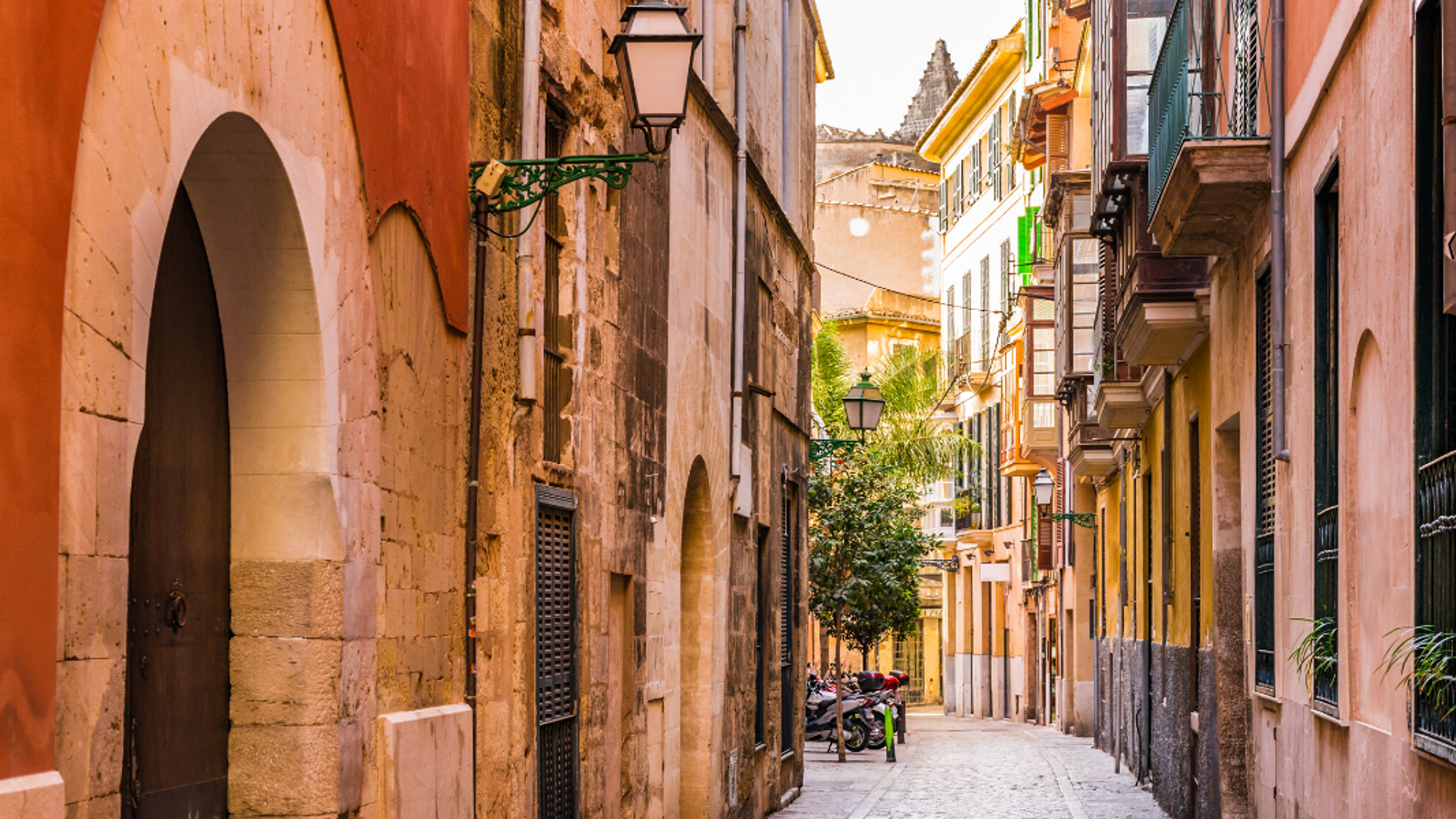 Au détour des ruelles pavées...