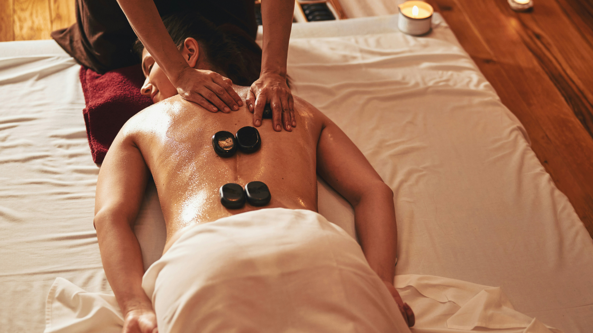 Massage traditionnel balinais, Bali ©Getty Images / Unsplash