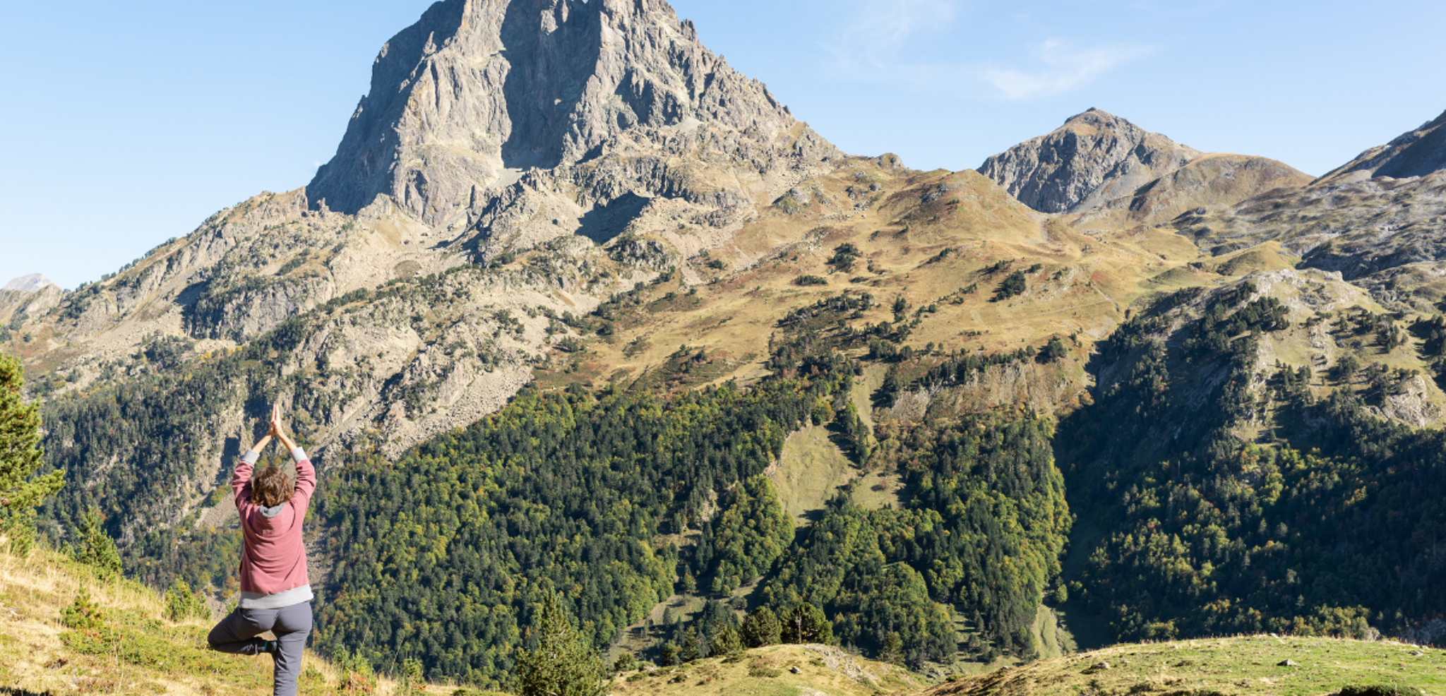 Rien de tel qu'un panorama grandiose pour pratiquer le yoga !