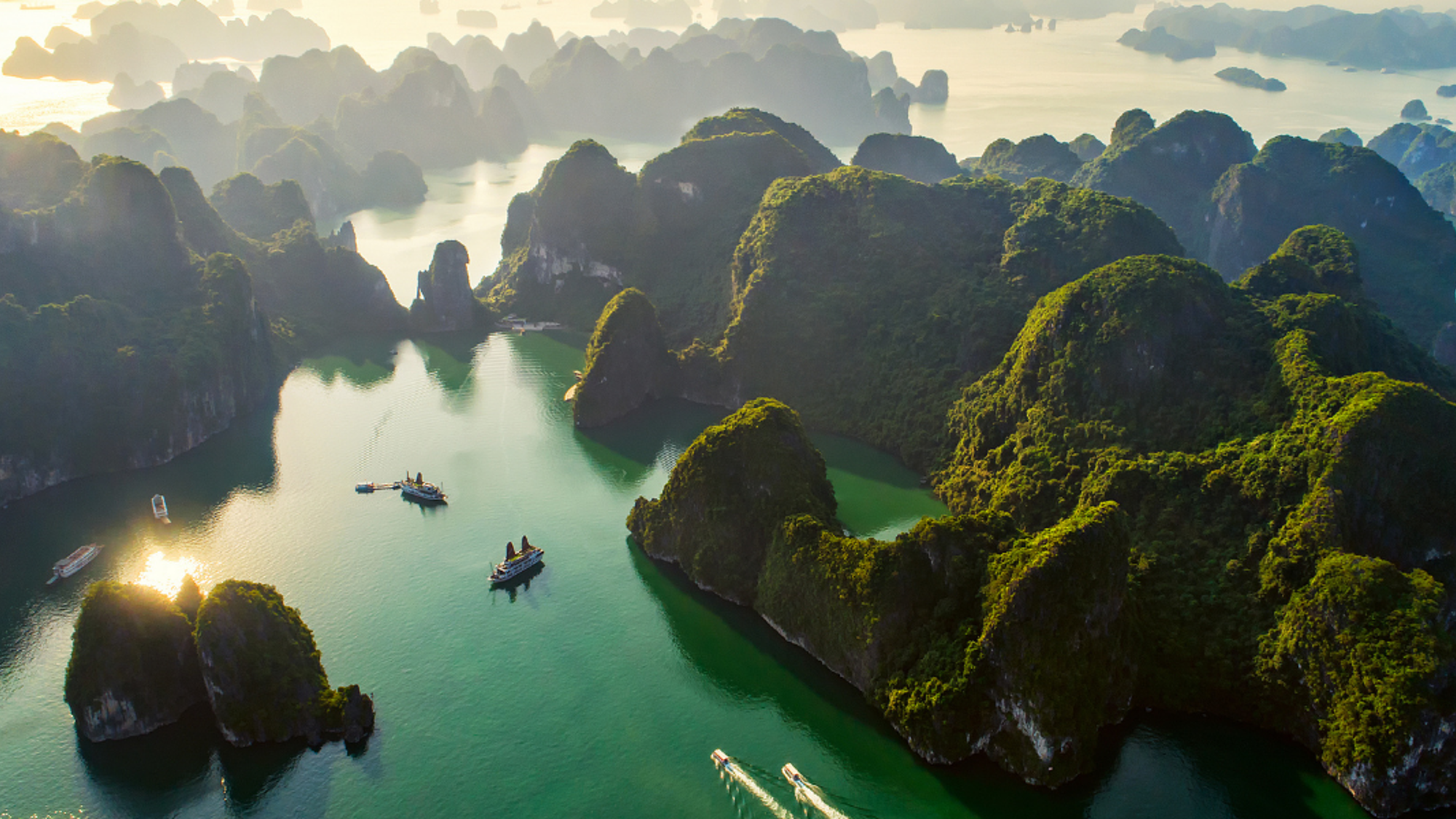 Sa célèbre baie d'Halong...