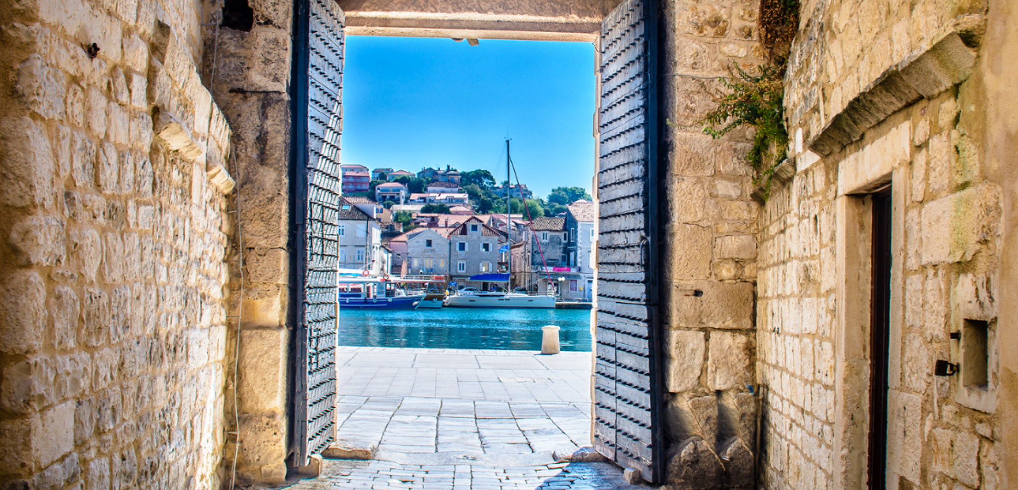 Poussez les portes de la vielle ville avec votre guide