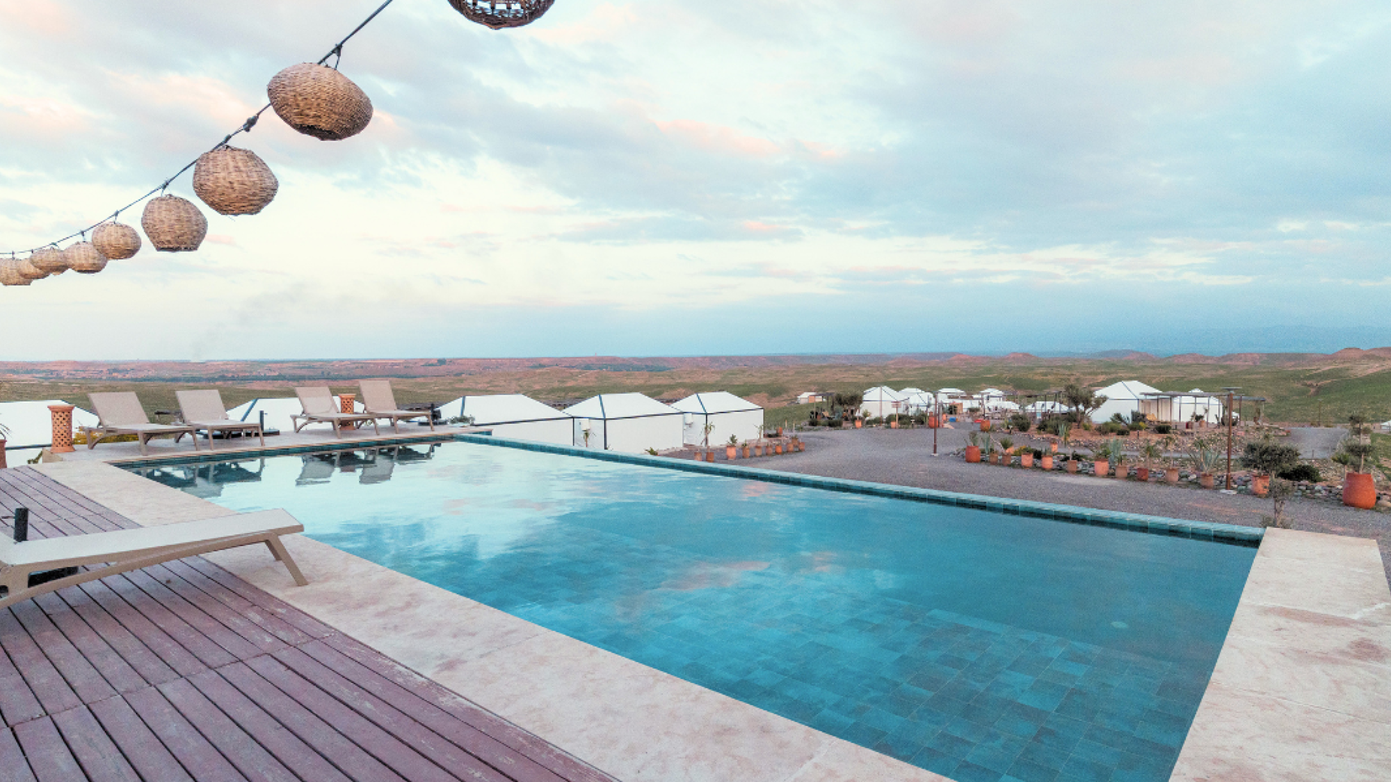 En mode détente au bord de la piscine de votre campement : le Mia Resort (ou similaire) - jour 5