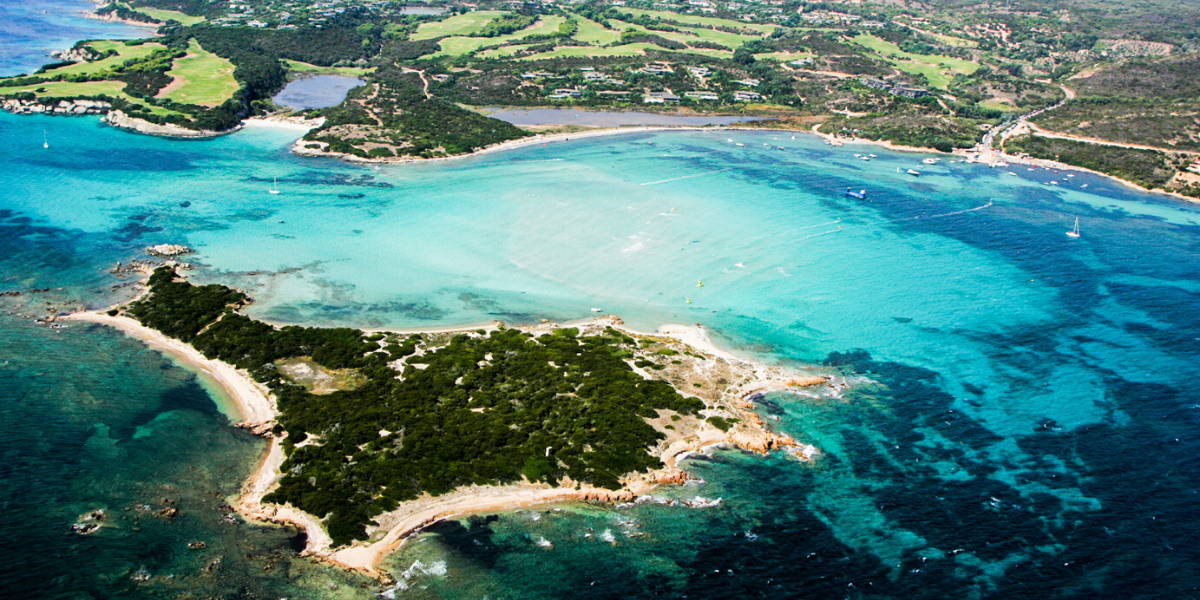 Entre deux baignades, préparez-vous aux merveilles qu'offre la Corse
