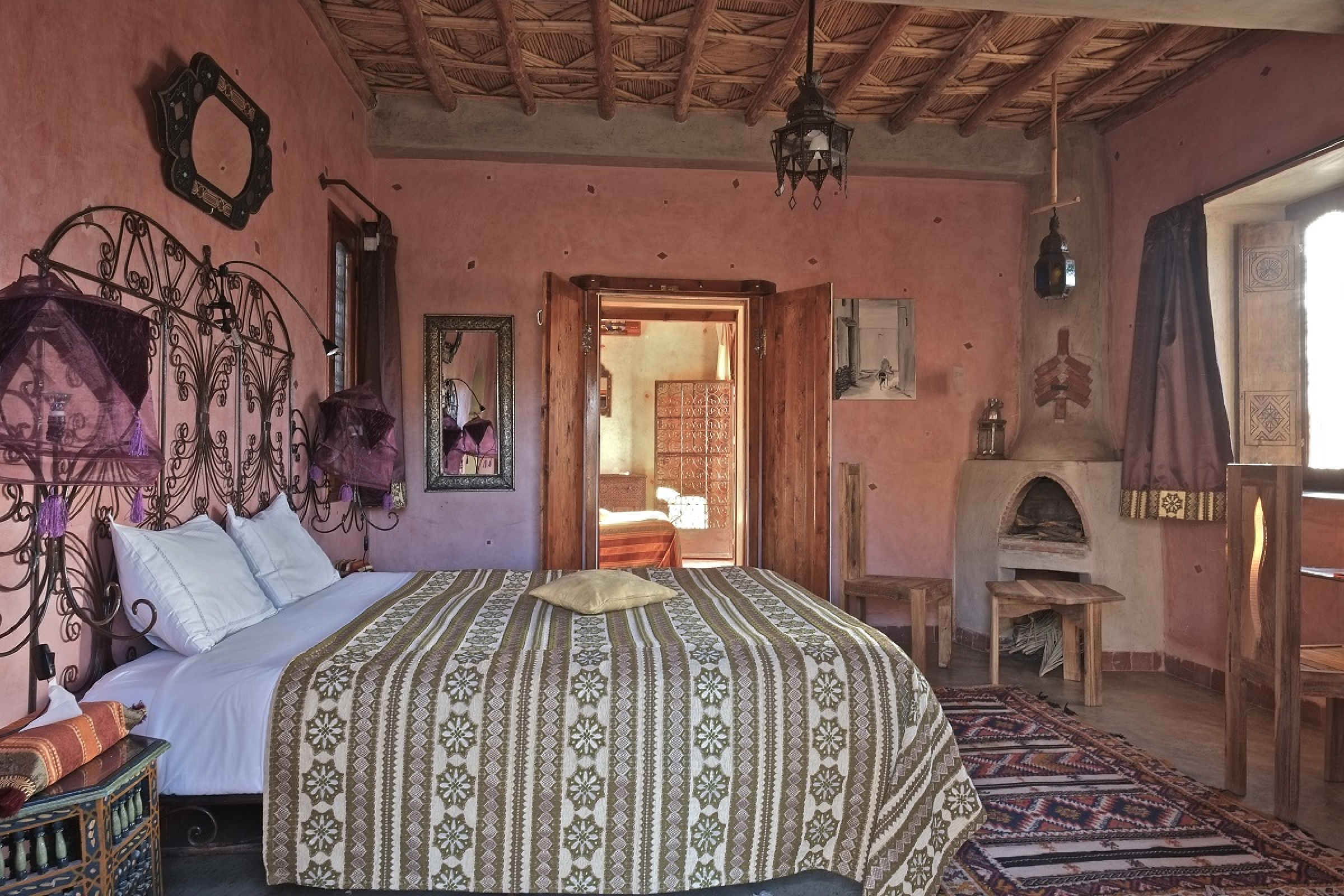 Profitez du charme de votre chambre typiquement marocaine ! 