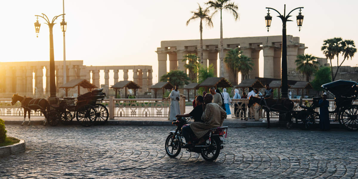 Une journée en toute liberté dans les rues de Louxor ) jour 7 