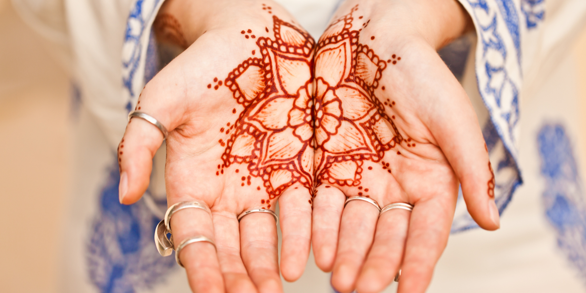 Séance de henné traditionnel