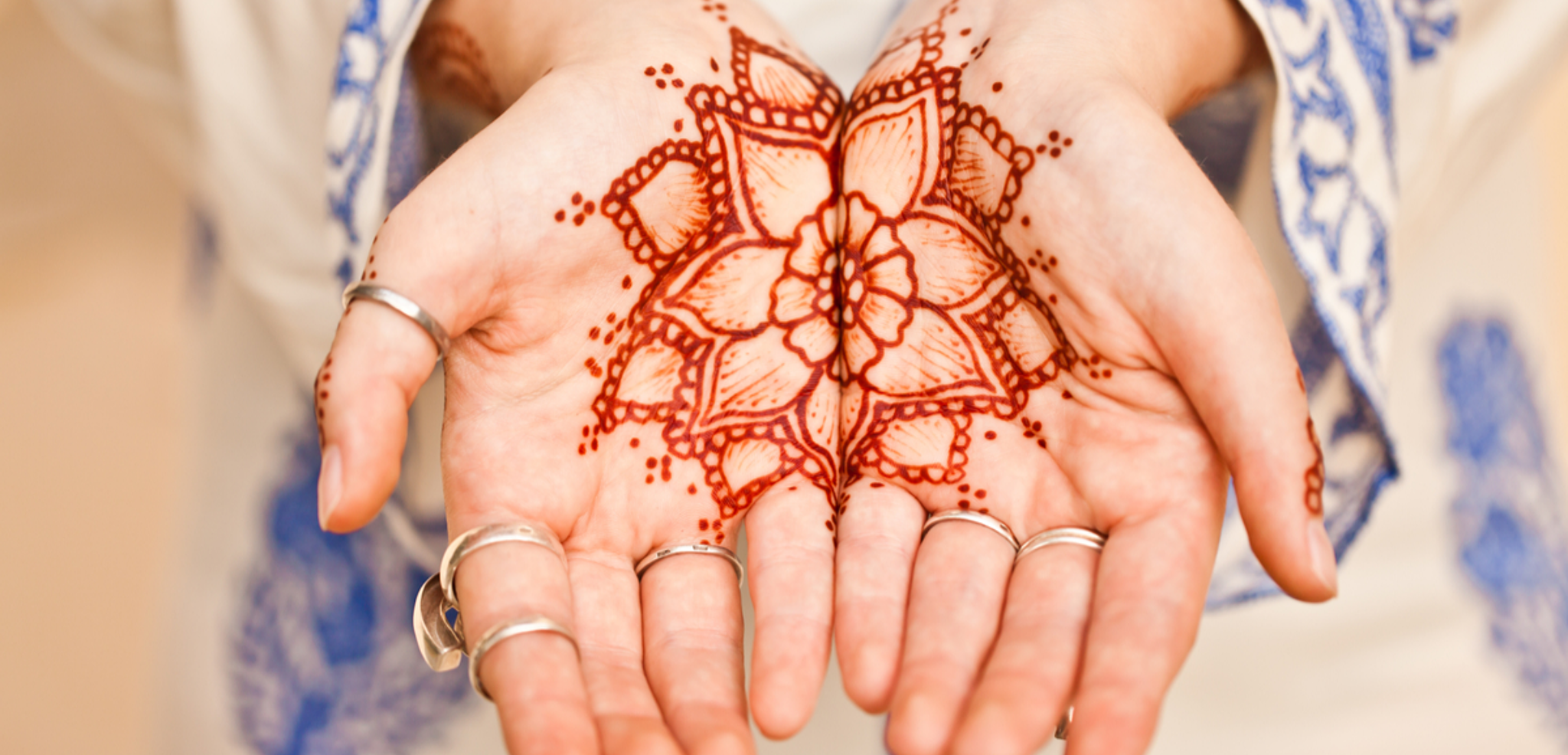 Séance de henné traditionnel