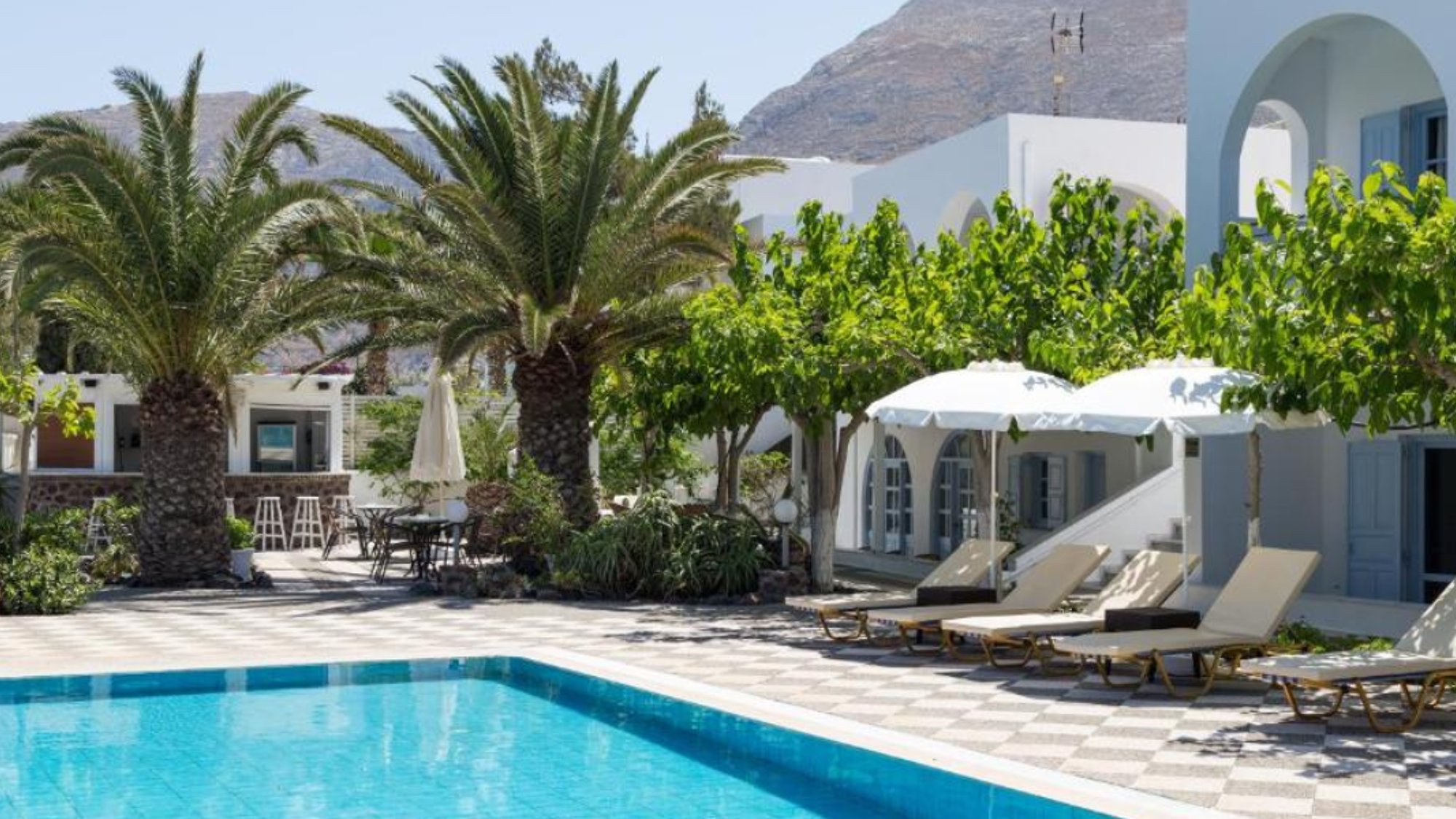 Avec piscine, bien sûr !