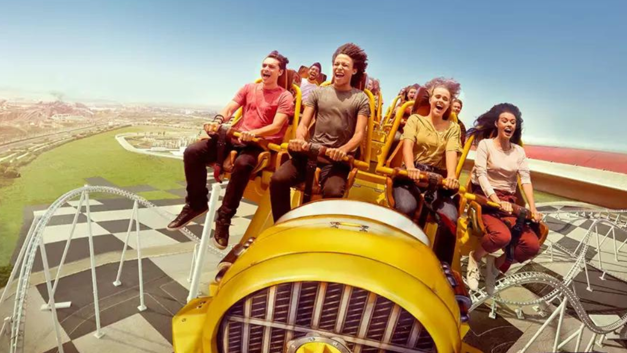 En option, amusez-vous au Ferrari World, parc d'attraction hommage à la célèbre marque automobile