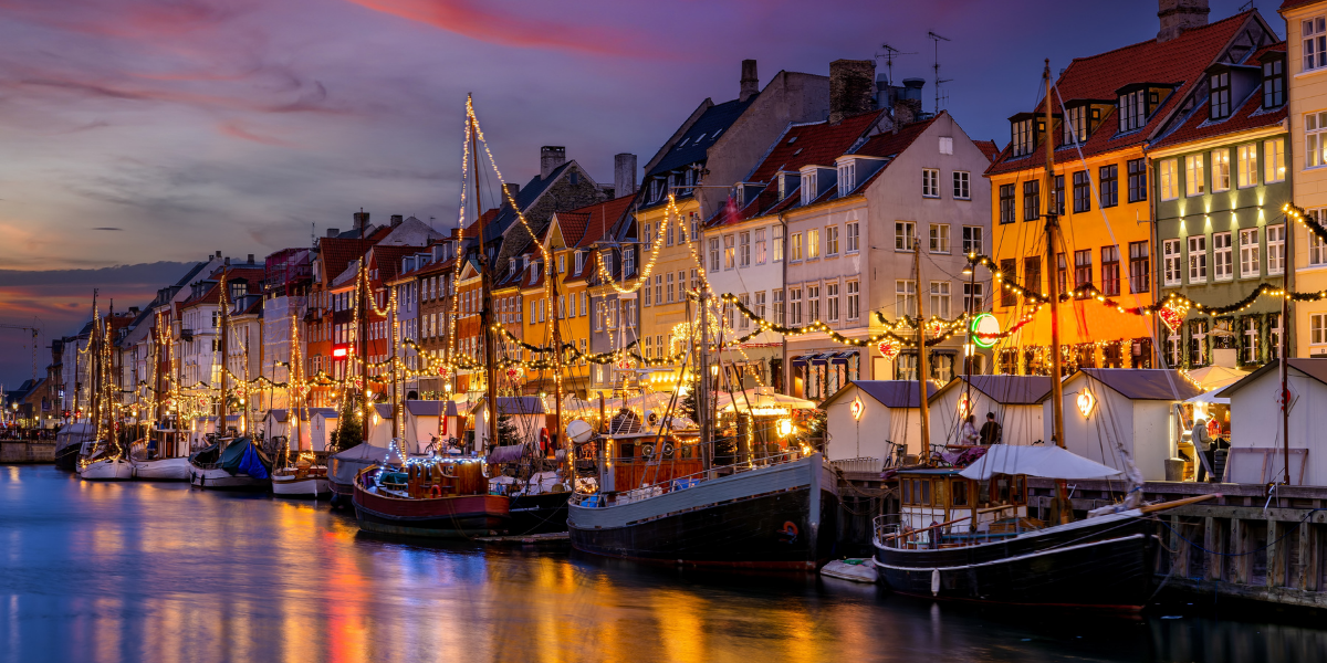 Les canaux de Copenhague illuminés pour les fêtes