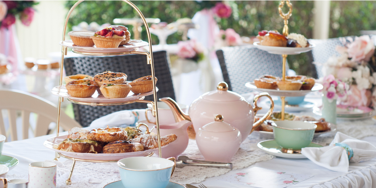 Et passez à l'heure anglaise autour d'un traditionnel afternoon tea ! 