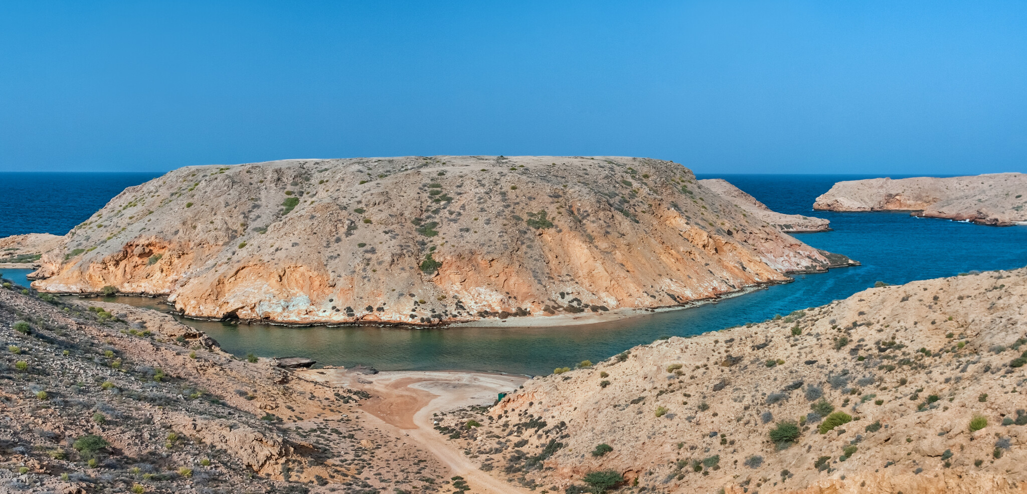 Faites du snorkeling dans la Baie de Bendar Kheyran