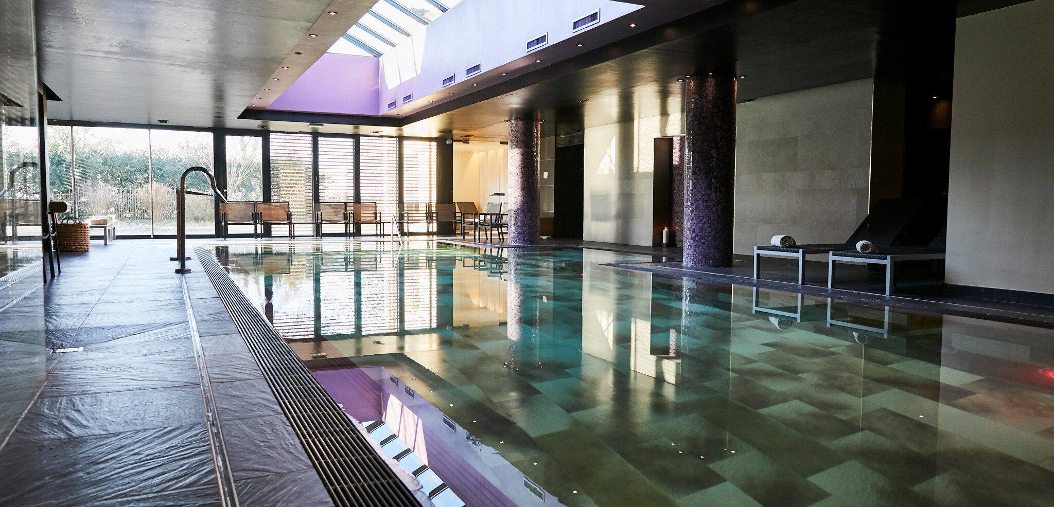 Prélassez-vous dans la piscine intérieure chauffée