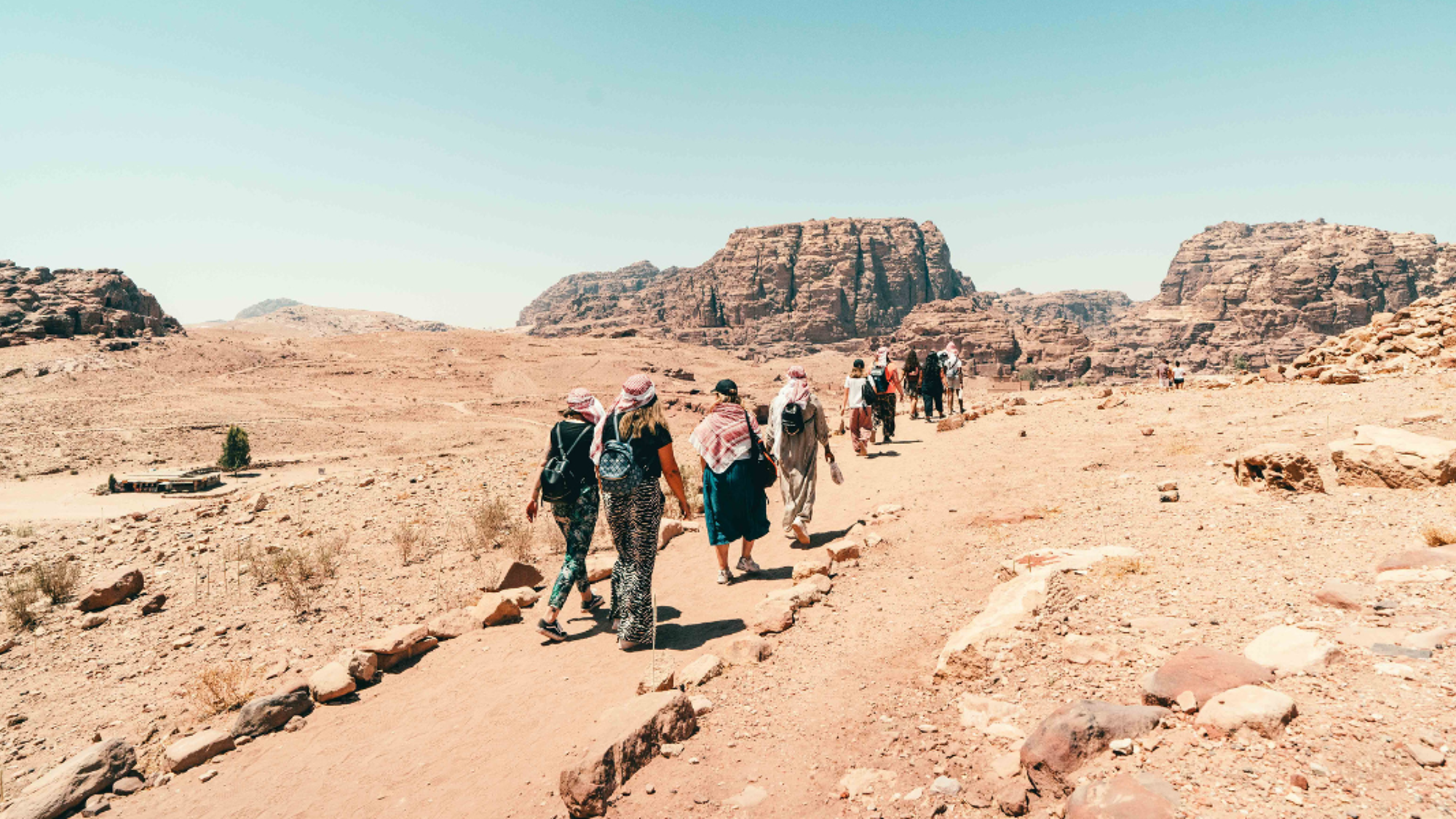 Une randonnée à travers les paysages arides du Wadi Rum - jour 7