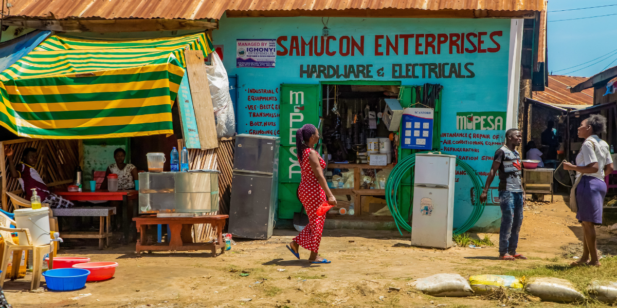 Partez à vélo découvrir les villages typiques autour de Diani (en option) 